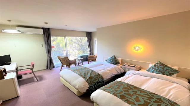 غرفة قياسية بسريرين منفصلين بإطلالة على النهر، Hotel Miyama 1/1