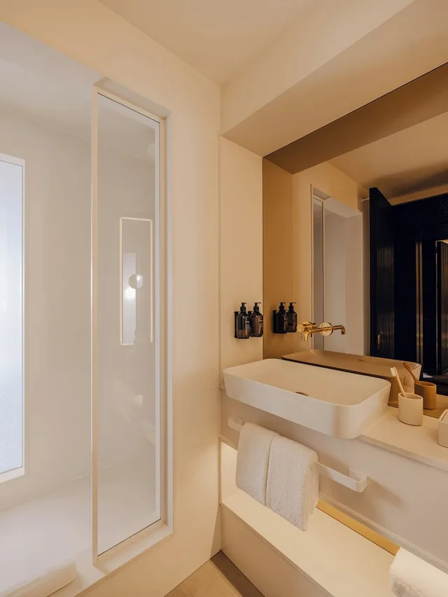 Premium, King Bed, Aethos London Shoreditch 5/7