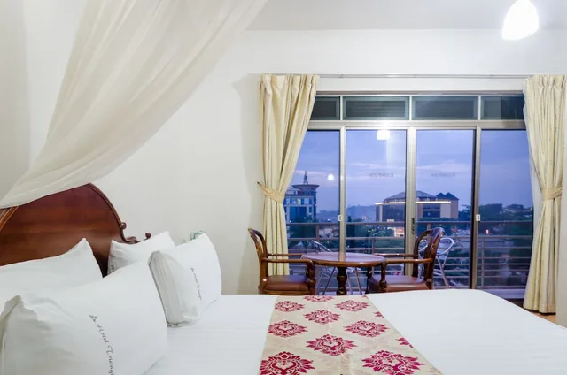 غرفة ديلوكس بسريرين منفصلين بإطلالة على المدينة، Hotel Triangle 1/1