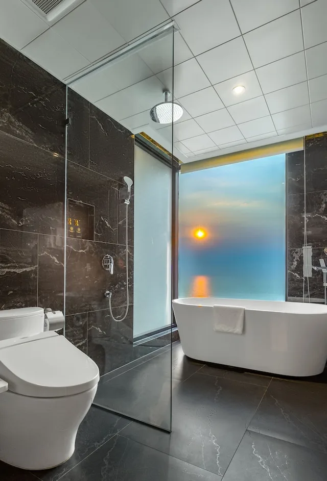 Peninsula, Suite, Twin Beds, King Bed، Peninsula Hotel Danang 9/10