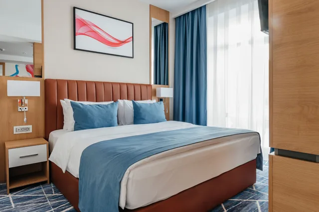 غرفة قياسية بسرير كوين، Ramada by Wyndham Astana 1/1