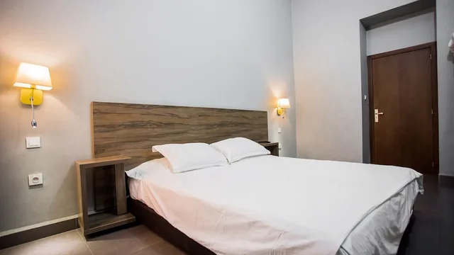 غرفة بسرير كوين، Hotel Olympic 5/10