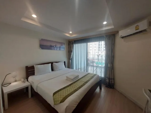 غرفة قياسية بشرفة للمدخنين، V Check Inn Sukhumvit 22 2/4