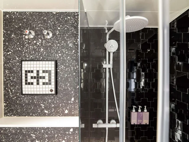 Essential, Balcony, Accessible، TRIBE Dusseldorf 1/1