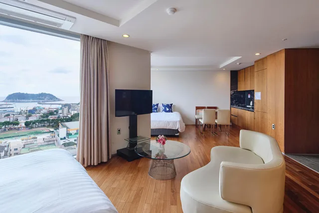 Royal, Family Suite, Blue, 21 Pyeong, The Island Blue Hotel 1/1