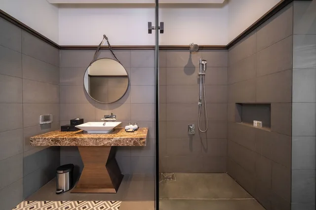 غرفة بريميوم بسرير كينج بإطلالة على الحديقة، Senna Hue Hotel 9/9