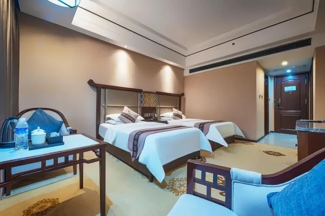 غرفة سوبيريور بسريرين منفصلين بإطلالة على المدينة، The Sky Gate Hotel 2/6