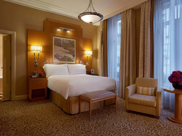 1 Bedroom, Suite, Double Bed, The Savoy Hotel 5/8