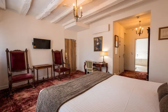 غرفة بريستيج بسرير كينج بإطلالة على الحديقة، Hotel Au Charme Rabelaisien 4/6