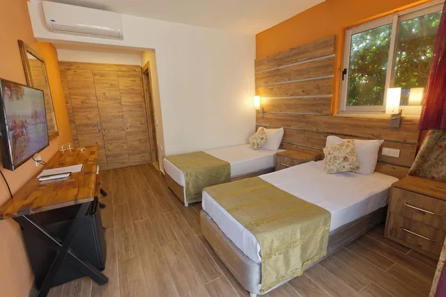 غرفة اقتصادية بإطلالة على الفناء، SL La Perla Hotel Kemer 2/4