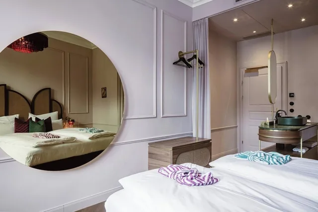 Deluxe, Double Bed, Hotel Josefine 9/20