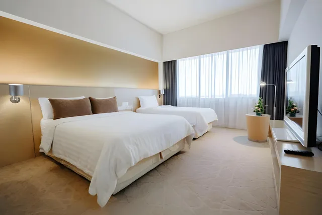 Standard, Single Bed, Raia Hotel Kota Kinabalu 2/2
