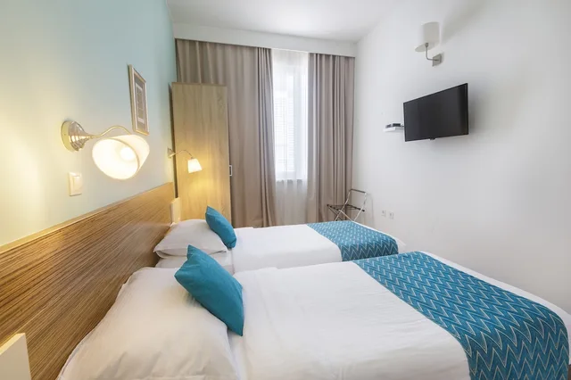 غرفة قياسية ثلاثية، Annex Building Art Hotel 6/10