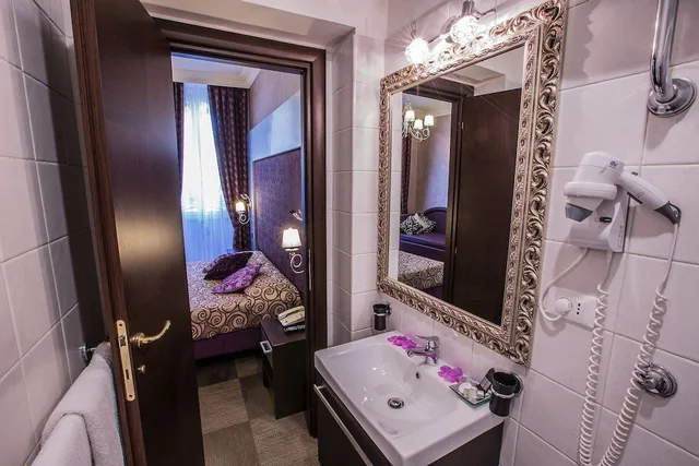 غرفة كلاسيكية بسرير كوين، Hotel Romano 3/3