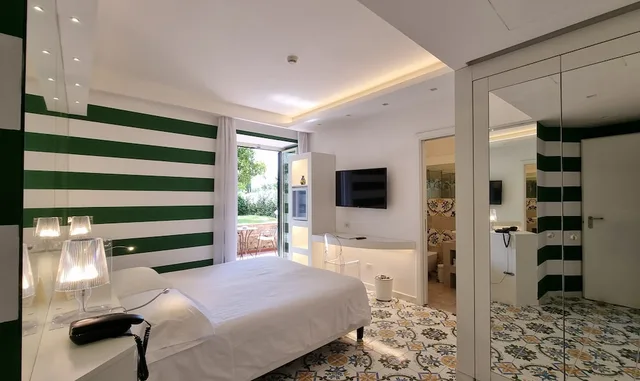 غرفة كلاسيكية بسريرين منفصلين بشرفة، Hotel Alpha 4/7