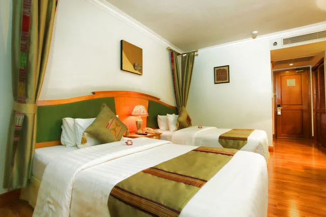 Superior, Twin Beds, ANGKOR CENTURY RESORT AND SPA 4/7