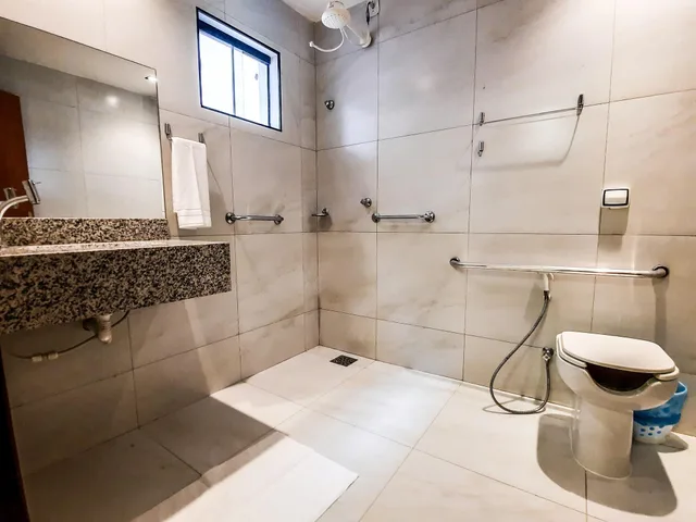 غرفة ديلوكس بسرير مزدوج لذوي الإعاقة، Hub Hotel Ex Hotel Sete Cidades Express 3/3