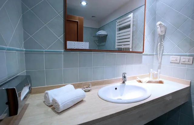 غرفة بسريرين منفصلين، Hotel San Rocco 4/6