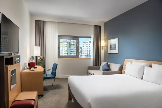 غرفة تنفيذية بسرير كوين مع أريكة، Novotel Kayseri 1/2
