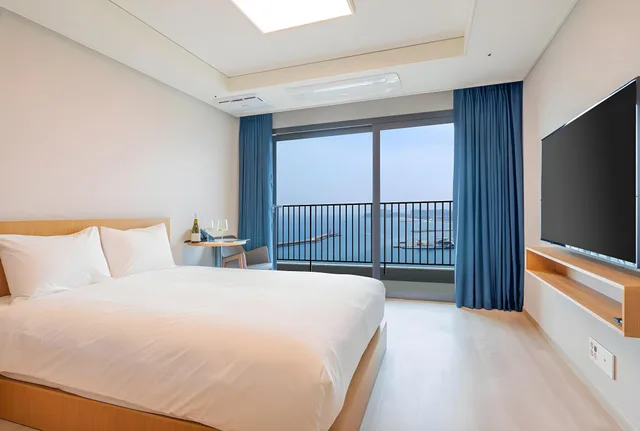 Panorama Ocean View Deluxe Double، Sokcho I Park Suite Hotel and Resort 1/1