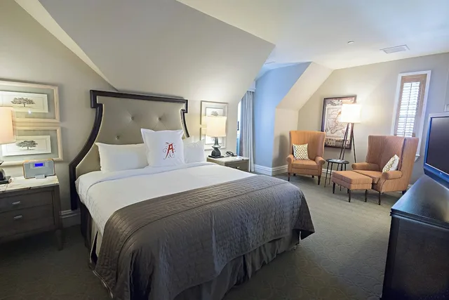 جناح بسرير كينج مع أريكة، The Algonquin Resort St Andrews By the Sea Autograph Collection 6/10