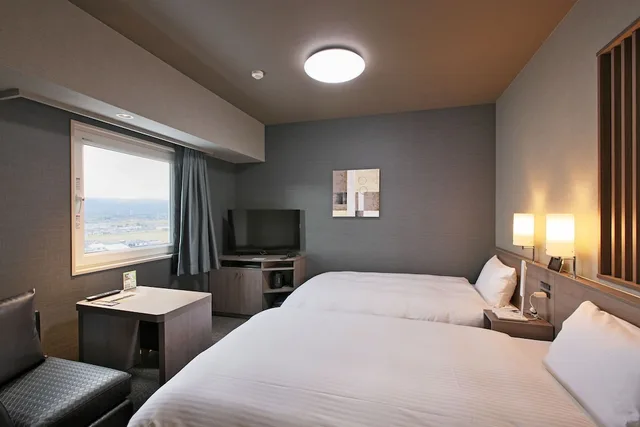 غرفة قياسية بسريرين منفصلين للمدخنين، Hotel Route Inn Fukushima Nishi Inter 1/2