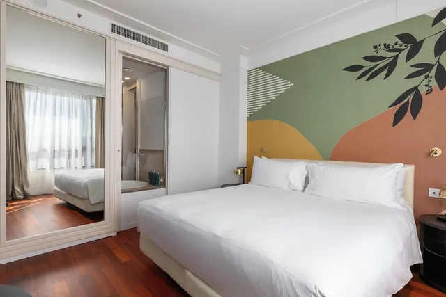 غرفة بسرير كينج لذوي الإعاقة، DoubleTree by Hilton Florence Metropole 1/7