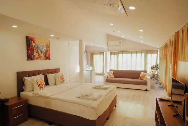 غرفة سوبيريور ثلاثية بسرير مزدوج، Zeugma Hotel 1/2