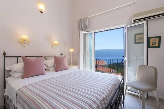 Superior, 1 King and 1 Single Beds, Sea View, Two Story، Agnantia Bed & Breakfast 1/2