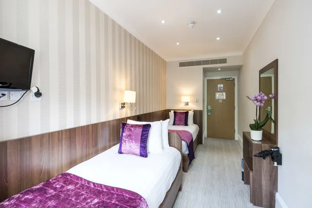 غرفة قياسية بسريرين منفصلين، London House Hotel 2/10