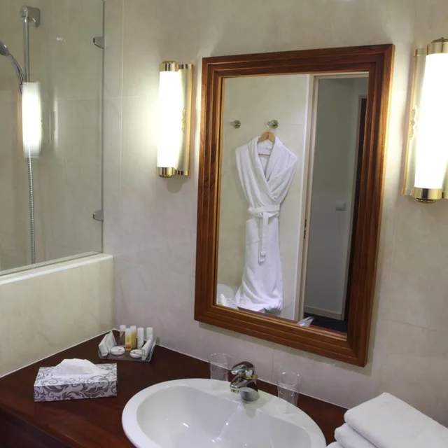 غرفة سوبيريور بسريرين منفصلين، Amiral Hotel 5/5