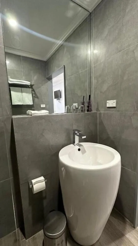 غرفة بريميوم بسرير كينج، Sydney RiseOn Hotel 7/8