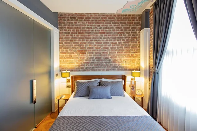 غرفة ديلوكس بسرير كوين، Hotel Miniature 1/10