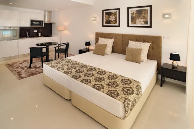 استوديو بسريرين منفصلين بإطلالة على المسبح بشرفة في المبنى الرئيسي، Belmar Spa and Beach Resort 2/8