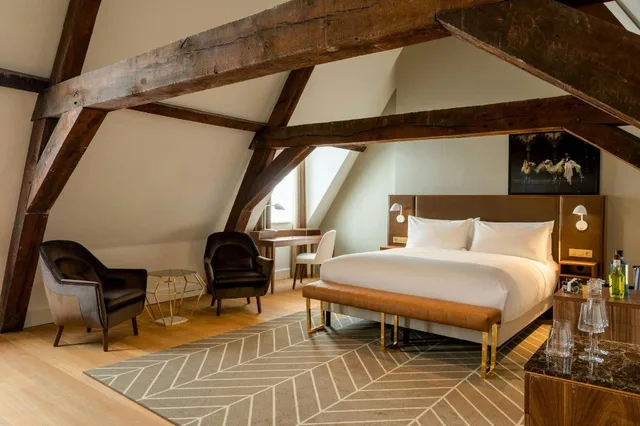 1 Bedroom, Diamond, Junior Suite, King Bed، Sapphire House Antwerp, Autograph Collection 3/9