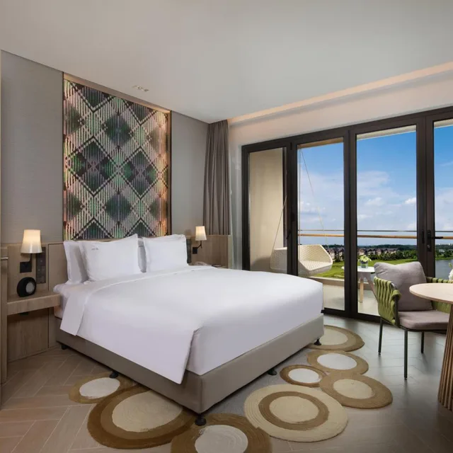 جناح بسرير كينج بإطلالة على الحديقة بغرفتي نوم، Holiday Inn Resort Qionghai Guantang 2/7