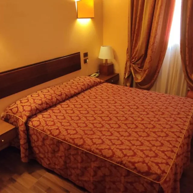 غرفة صغيرة مزدوجة، Le Boulevard Hotel 1/2