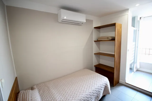غرفة مفردة، Hotel des Pyrenees 12/20