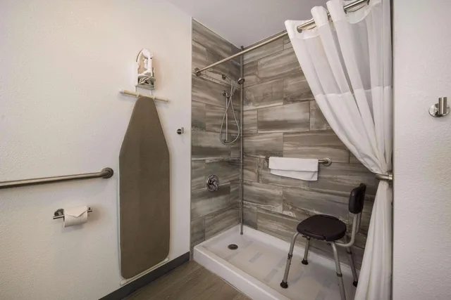 غرفة بسرير فردي لذوي الإعاقة، Country Inn Suites By Radisson Freeport Il 5/5