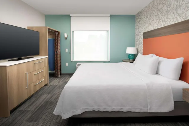 جناح بسرير كينج بغرفة نوم واحدة مع أريكة، Home2 Suites By Hilton Owings Mills 1/4