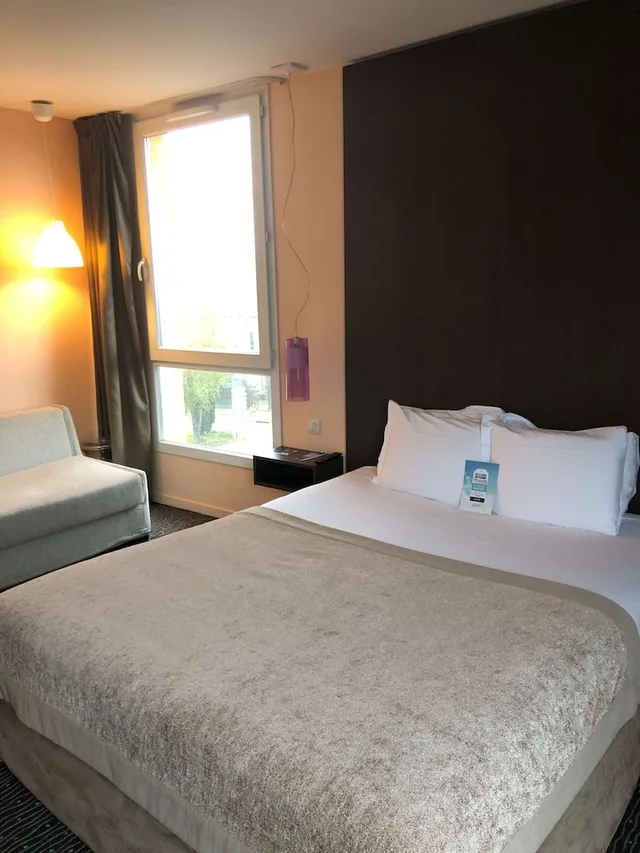غرفة بريستيج بسرير مزدوج، KYRIAD CHARLEVILLE MEZIERES 6/10
