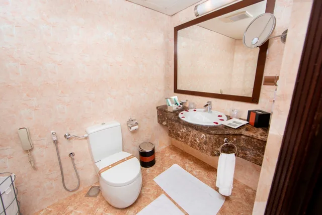 جناح تنفيذي بسرير كوين، دله طيبة(Dallah Taibah Hotel) 4/4