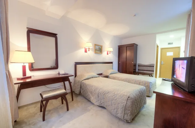 غرفة قياسية بسرير مزدوج، MPM Family Hotel Merryan 1/9
