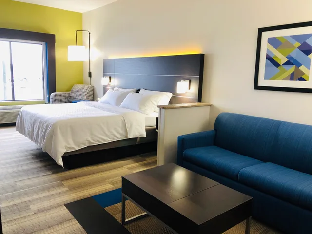 جناح بسرير كينج، Holiday Inn Express Hotel & Suites Newton Sparta 2/5