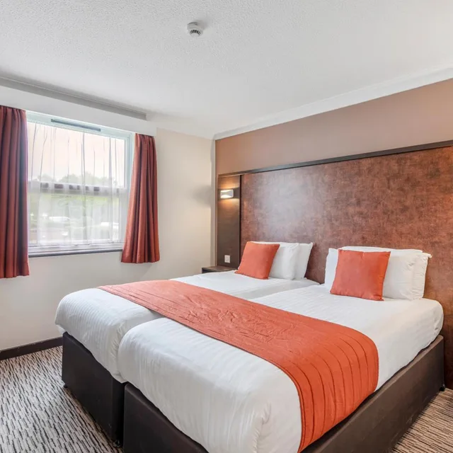 Room, Single Bed, Dragonfly Hotel Bury St Edmunds 8/10