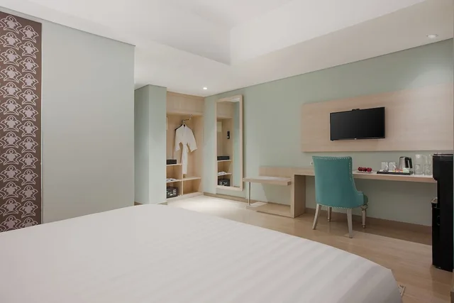 جناح جونيور بسرير مزدوج، Aston Banyuwangi Hotel & Conference Center 1/7