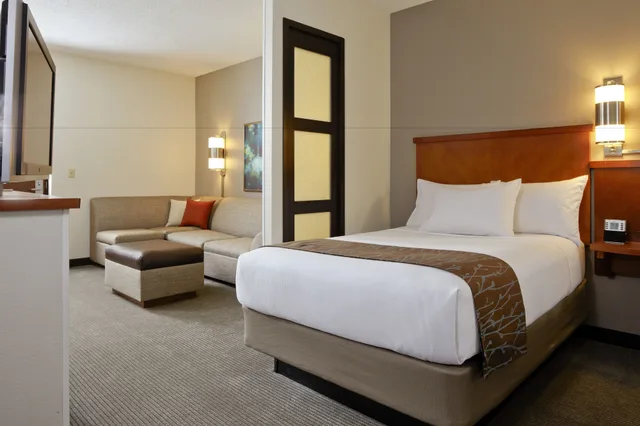 Room, 2 Queen Beds, High Floor, Hyatt Place Bayamon 2/10