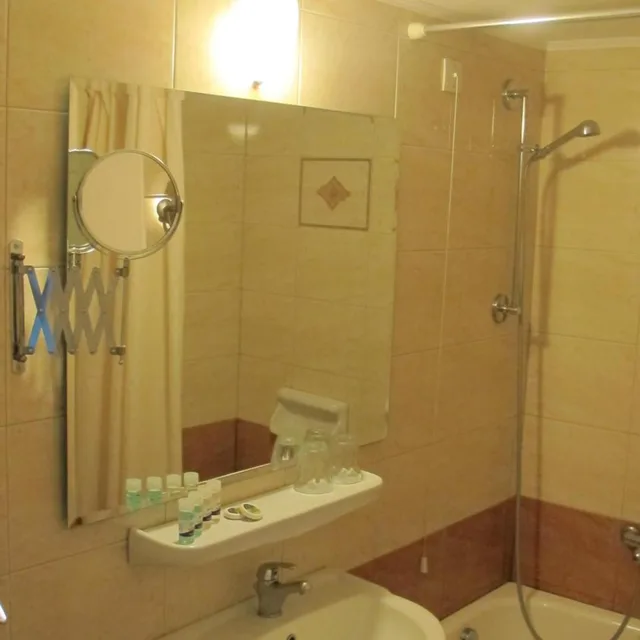 غرفة عائلية، Hotel Solomou Athens 6/9