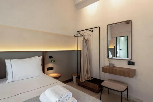 جناح سيغنتشر، The 48 Suites 4/10