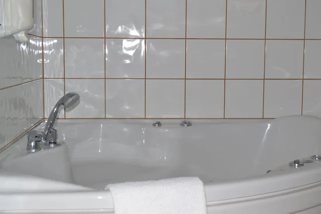 غرفة سوبيريور بسريرين منفصلين، Best Western Strand Hotel 5/6